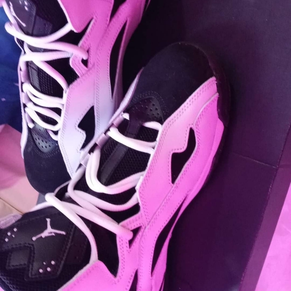 Jordan True Flights size 9 - Picture 5 of 8